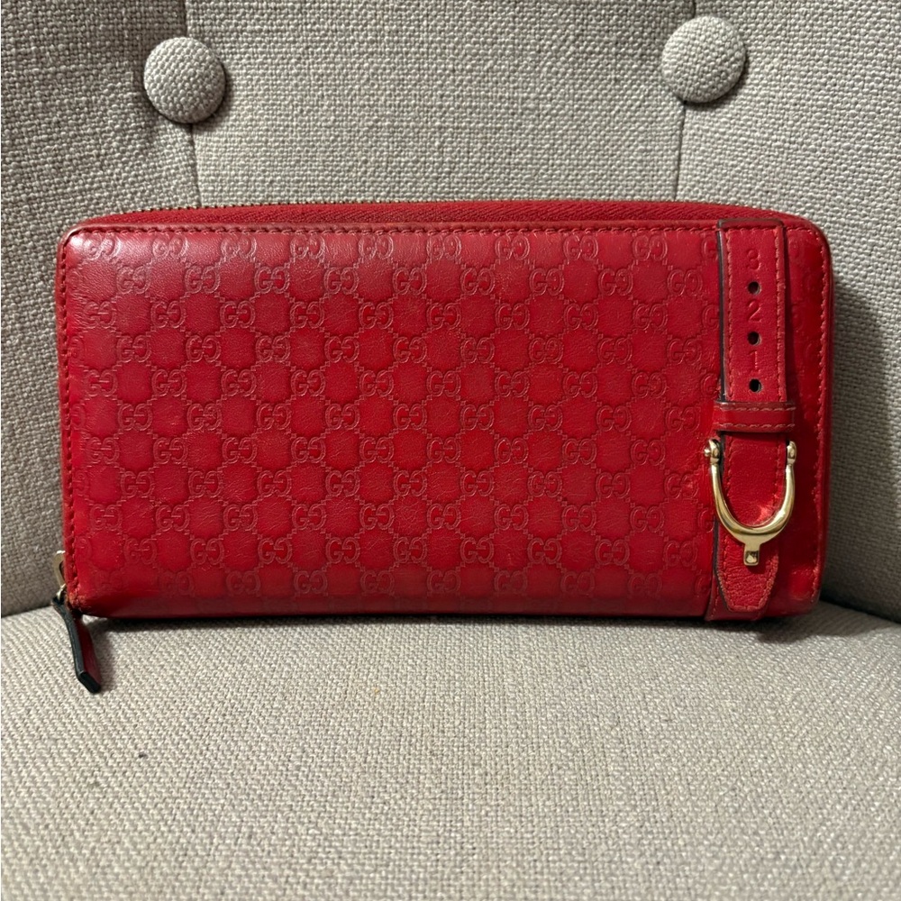 Gucci Scarlet Embossed Leather Wallet